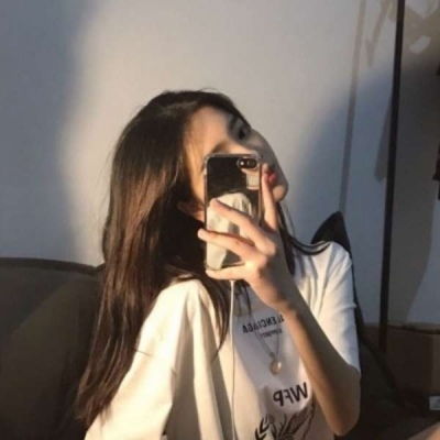 落梅风·心间事